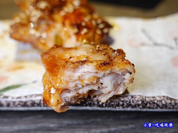 炙燒雞腿串-大河屋燒肉丼串燒-微風本館 (1).jpg