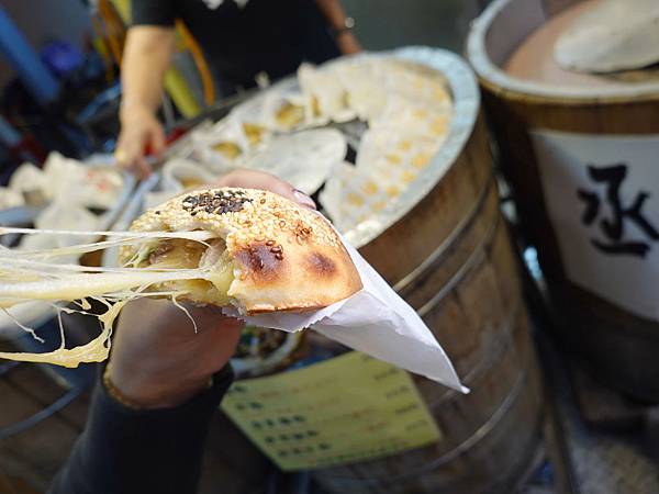 起司豬肉-丞祖胡椒餅士林夜市大南店  (6).jpg