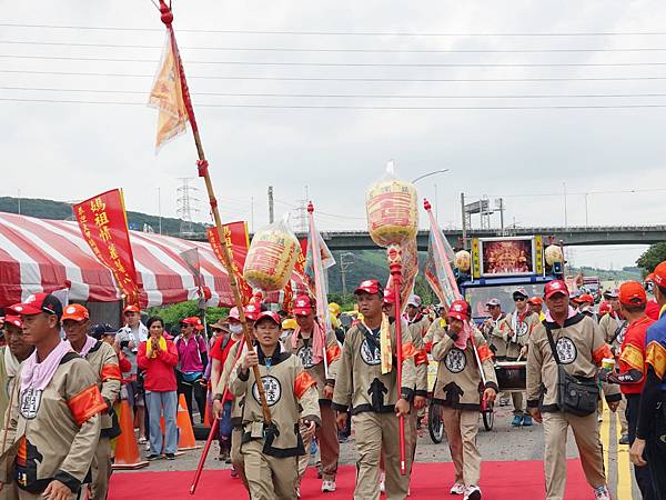 台中旅遊/大甲媽祖遶境進香回鑾/來呼女神(媽祖婆)請客【大甲