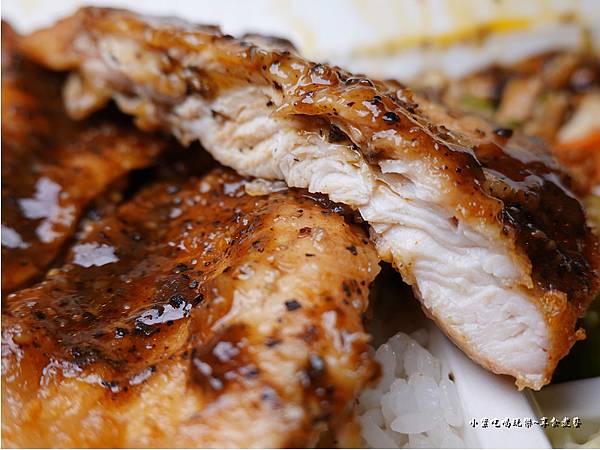 黑胡椒雞排飯-上野烤肉飯八德店  (1).jpg