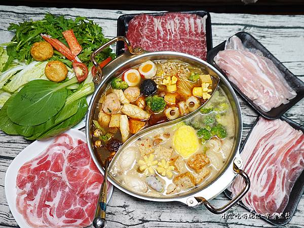 鸳鸯锅合照-利津鱼丸.jpg