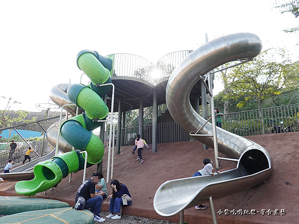 大兒童遊戲場-鶯歌永吉公園 (2).png