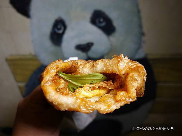 后山林记炸蛋葱油饼-三义夜市美食 (3).jpg
