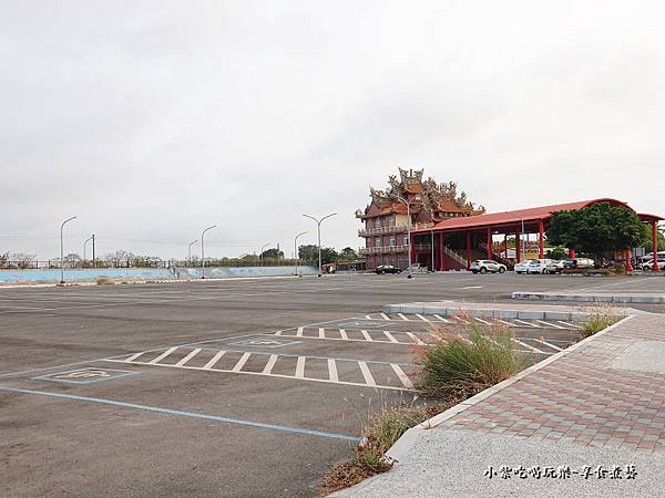 進海宮旁停車場 (2).jpg