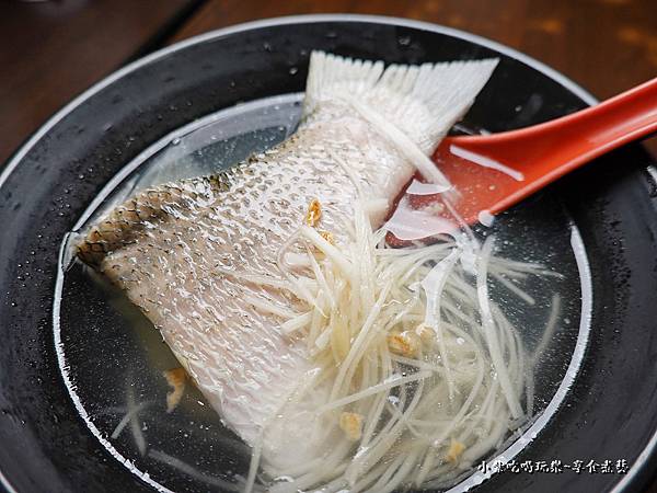 鱸魚湯-阿鴻知高飯鱸魚湯 (1).jpg