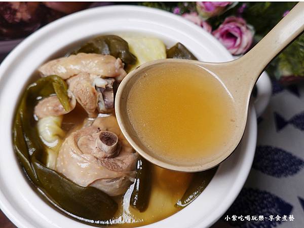 雙月阿甘剝皮辣椒雞湯-冷凍包 (17).jpg