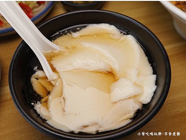 內用豆花吃到飽-鍾小勤麵食館 (4).jpg