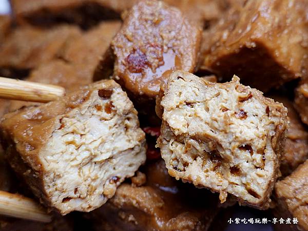 黑竹园卤豆干-员林黑竹园鸡脚冻 (1).jpg