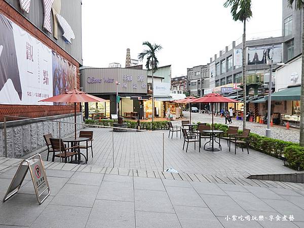 用餐区-HAN%5CS  BURGER美式汉堡专卖店 (1).jpg