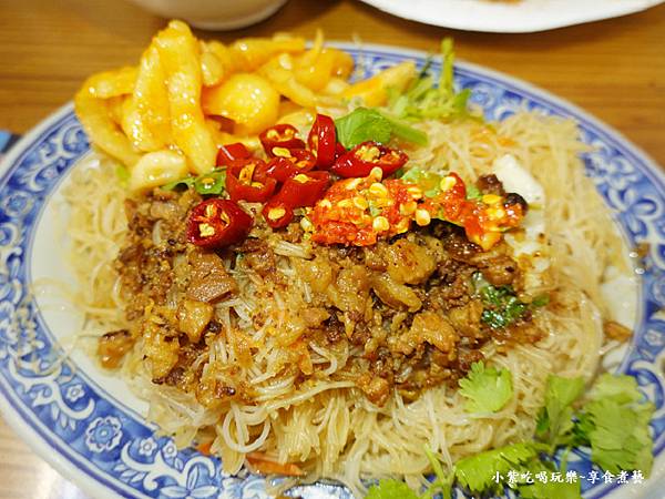炒米粉。北横-三姐妹小吃店 (2).jpg