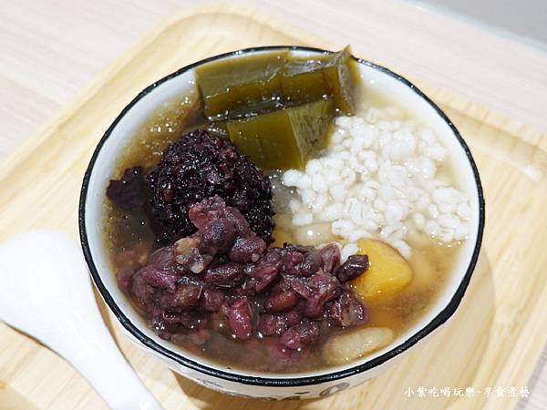 镓豆花-黑白豆花加价变5种配料  (4).jpg