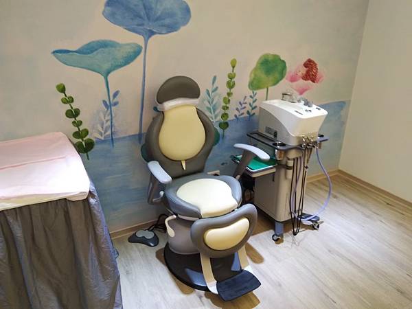 禾馨婦幼診療台