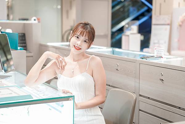 『鑽石屋 Diamond House』鑽戒、對戒試戴分享