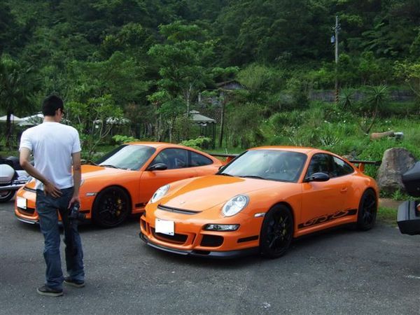 080726_05 莫內遇到GT3 RS-1.JPG