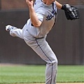 080527 Jeff Kent throws to first.jpg