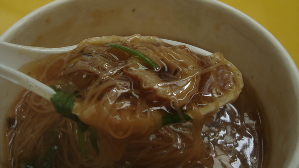 不錯吃的麵線近照-大腸很入味喔