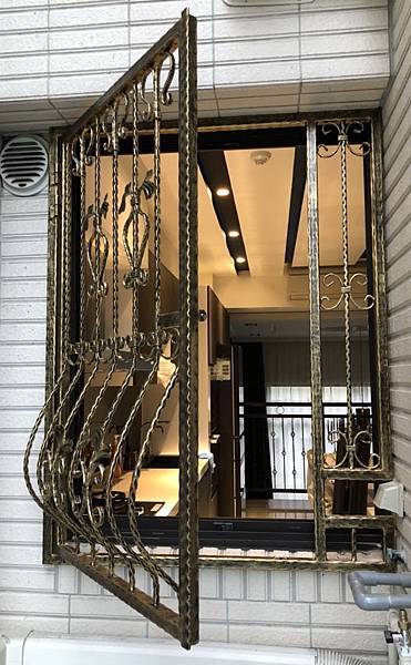 鍛造窗 (3).jpg 鍛造窗 (3).jpg