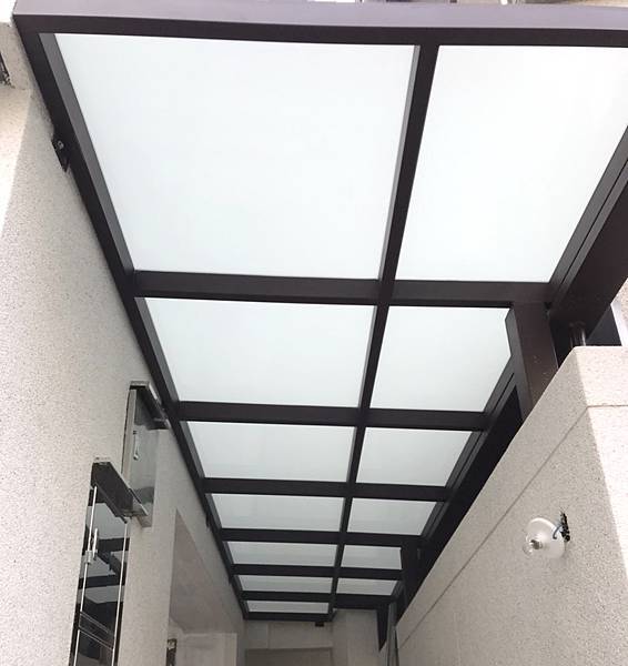不銹鋼玻璃採光罩 (7).jpg