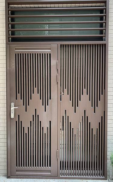 不鏽鋼造型防盜門 (2).jpg