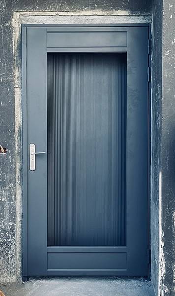 玄關門 (2).jpg 玄關門 (2).jpg