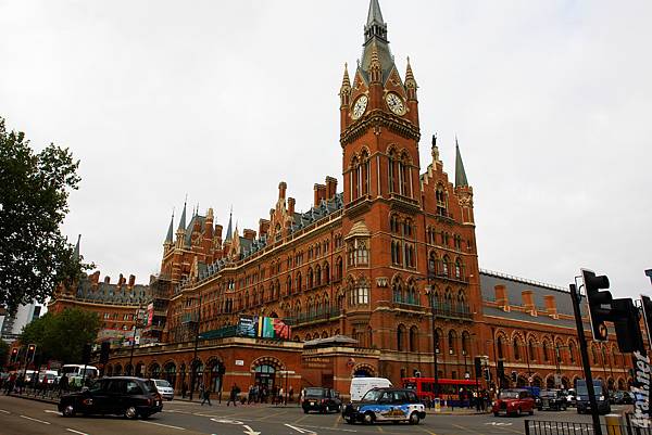 St-Pancras.jpg