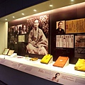 本館內的佛光宗史館，介紹了星雲大師弘法的一生，以及佛光至葉的擴展。