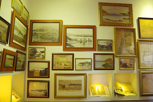 在建築內也有著許多高雄港的歷史照片與介紹。