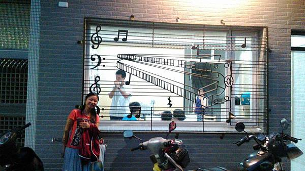 received_812453988857039 received_812453988857039