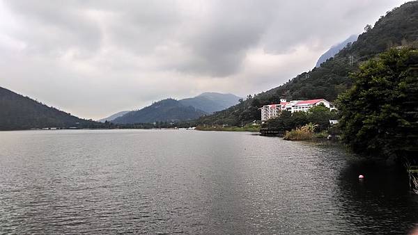 P_20161214_100011_HDR_鯉魚潭湖景1+.jpg P_20161214_100011_HDR_鯉魚潭湖景1+.jpg