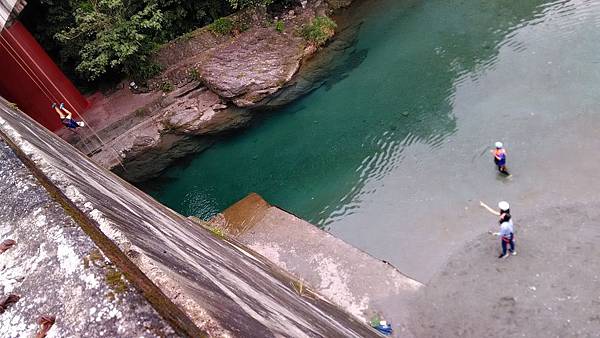 P_20161214_114739_東華湖畔垂降4+.jpg P_20161214_114739_東華湖畔垂降4+.jpg