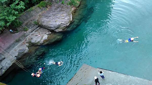 P_20161214_114841_清澈盜發青的溪水+.jpg P_20161214_114841_清澈盜發青的溪水+.jpg