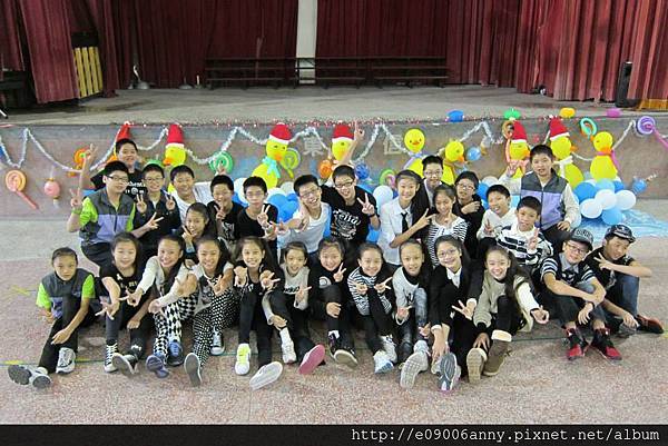 598513_708063942545672_1197490640_n