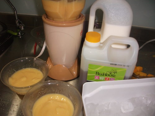 蜂蜜芒果鮮奶冰沙