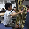 孩子參加管樂團