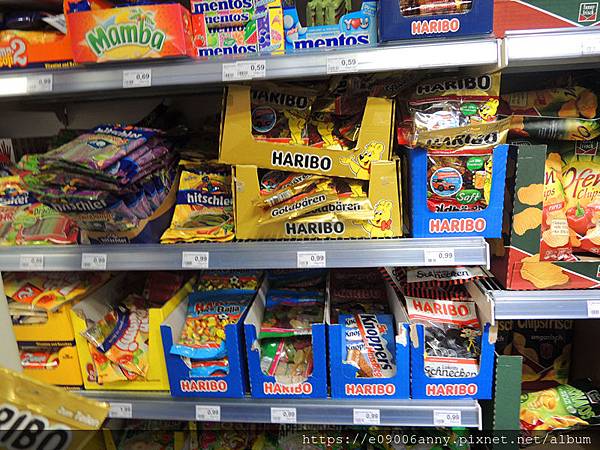 2019-08-17科隆車站Rossmann Express藥妝店 (3).jpg