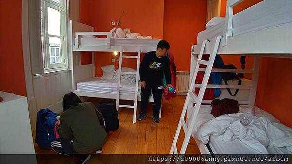 2020-01-28 葡萄牙D2-1 Best Guest Porto Hostel（佳客波爾圖旅舍） (1).jpg