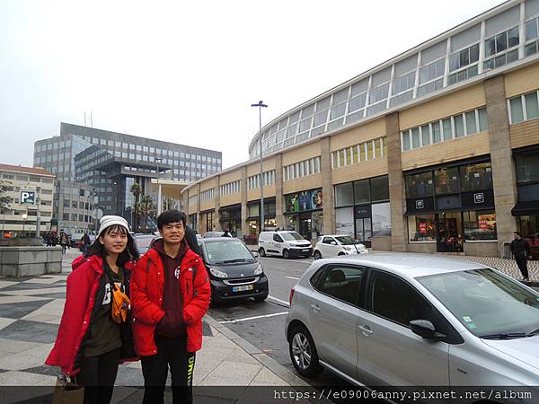 2020-01-29 葡萄牙D3-3-2逛商場 (1).jpg