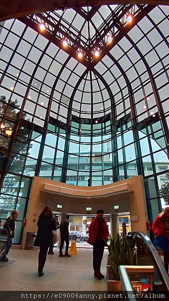 2020-01-29 葡萄牙D3-3-2逛商場 (7).jpg