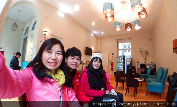 2020-01-27 葡萄牙D1-2-1到青年旅舍 (1).jpg