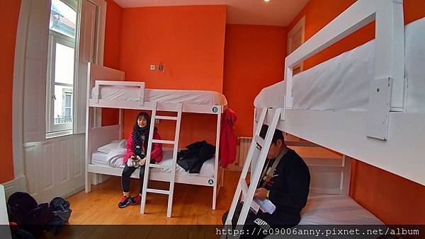 2020-01-27 葡萄牙D1-2-1到青年旅舍 (3).jpg