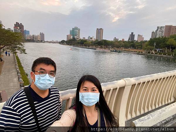 CD家高雄DAY1搭船遊愛河 (1).jpg