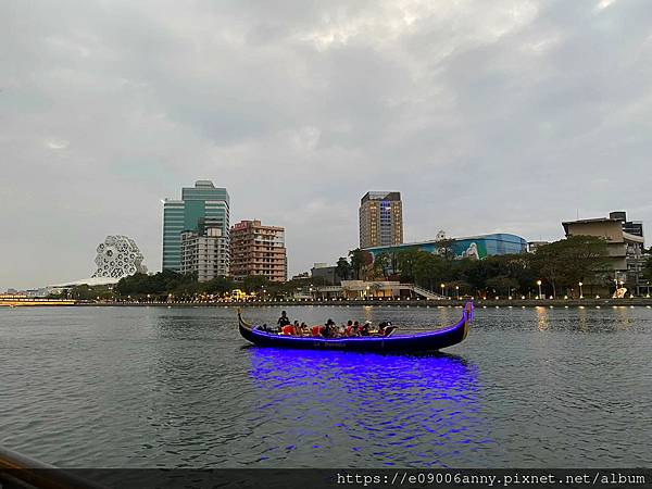 CD家高雄DAY1搭船遊愛河 (18).jpg