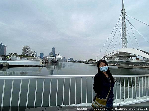 CD家高雄DAY2輕軌.搭渡輪到旗津.看大港橋旋轉開來  (84).jpg