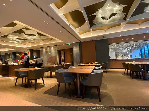 甜蜜CD家住台北中山久昱希爾頓逸林酒店早餐與牛肉麵晚餐 (14).jpg