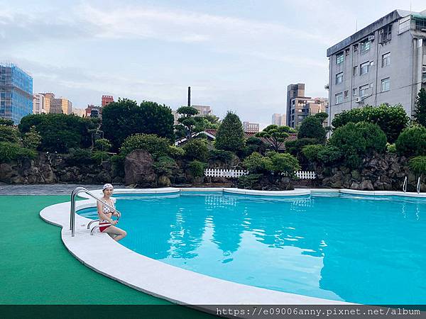 甜蜜CD加入住台北福華飯店行政套房.在貴賓室吃晚餐，晚茶，泳池、健身房，彩虹座早餐 (17).jpg