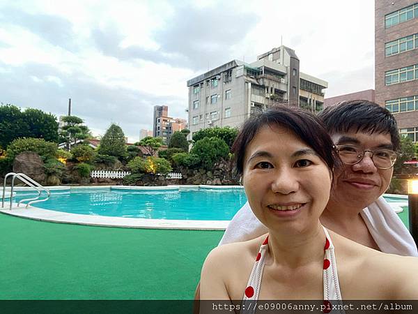 甜蜜CD加入住台北福華飯店行政套房.在貴賓室吃晚餐，晚茶，泳池、健身房，彩虹座早餐 (19).jpg