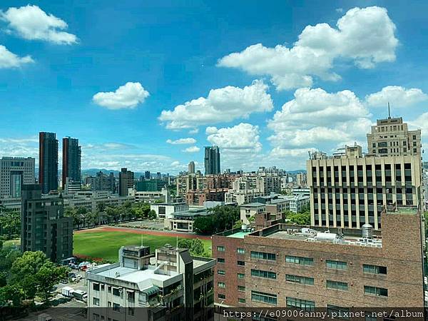 甜蜜CD加入住台北福華飯店行政套房.在貴賓室吃晚餐，晚茶，泳池、健身房，彩虹座早餐 (43).jpg