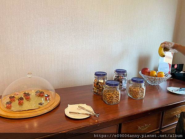 甜蜜CD加入住台北福華飯店行政套房.在貴賓室吃晚餐，晚茶，泳池、健身房，彩虹座早餐 (44).jpg
