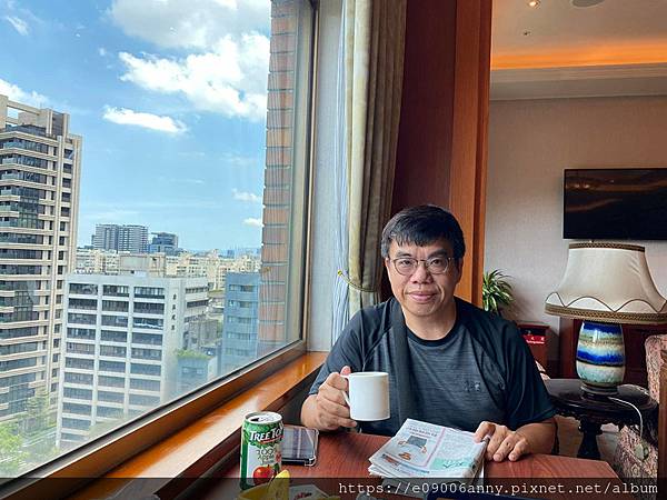 甜蜜CD加入住台北福華飯店行政套房.在貴賓室吃晚餐，晚茶，泳池、健身房，彩虹座早餐 (46).jpg