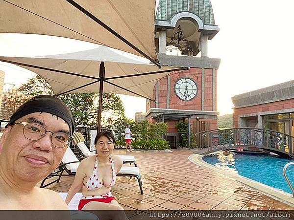 甜蜜CD加入住台北維多利亞酒店時尚豪華客房.泳池.健身房等設施 (7).jpg